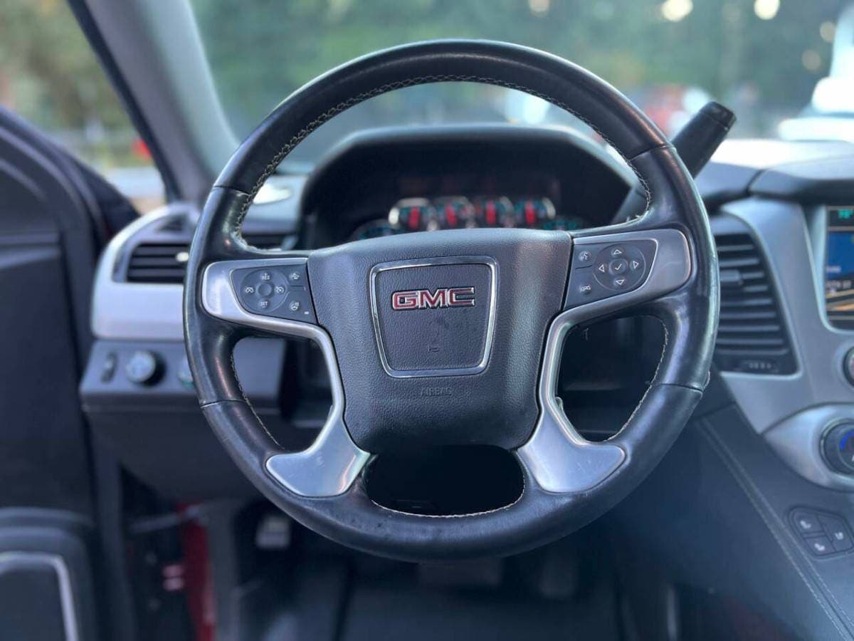 2019 GMC Yukon XL 4x4 4WD SLT 4dr SUV, view