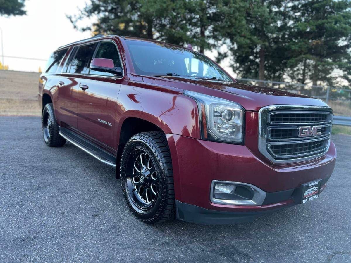 2019 GMC Yukon XL 4x4 4WD SLT 4dr SUV, view