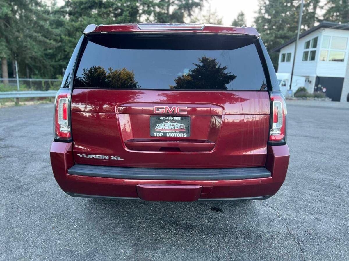 2019 GMC Yukon XL 4x4 4WD SLT 4dr SUV, view