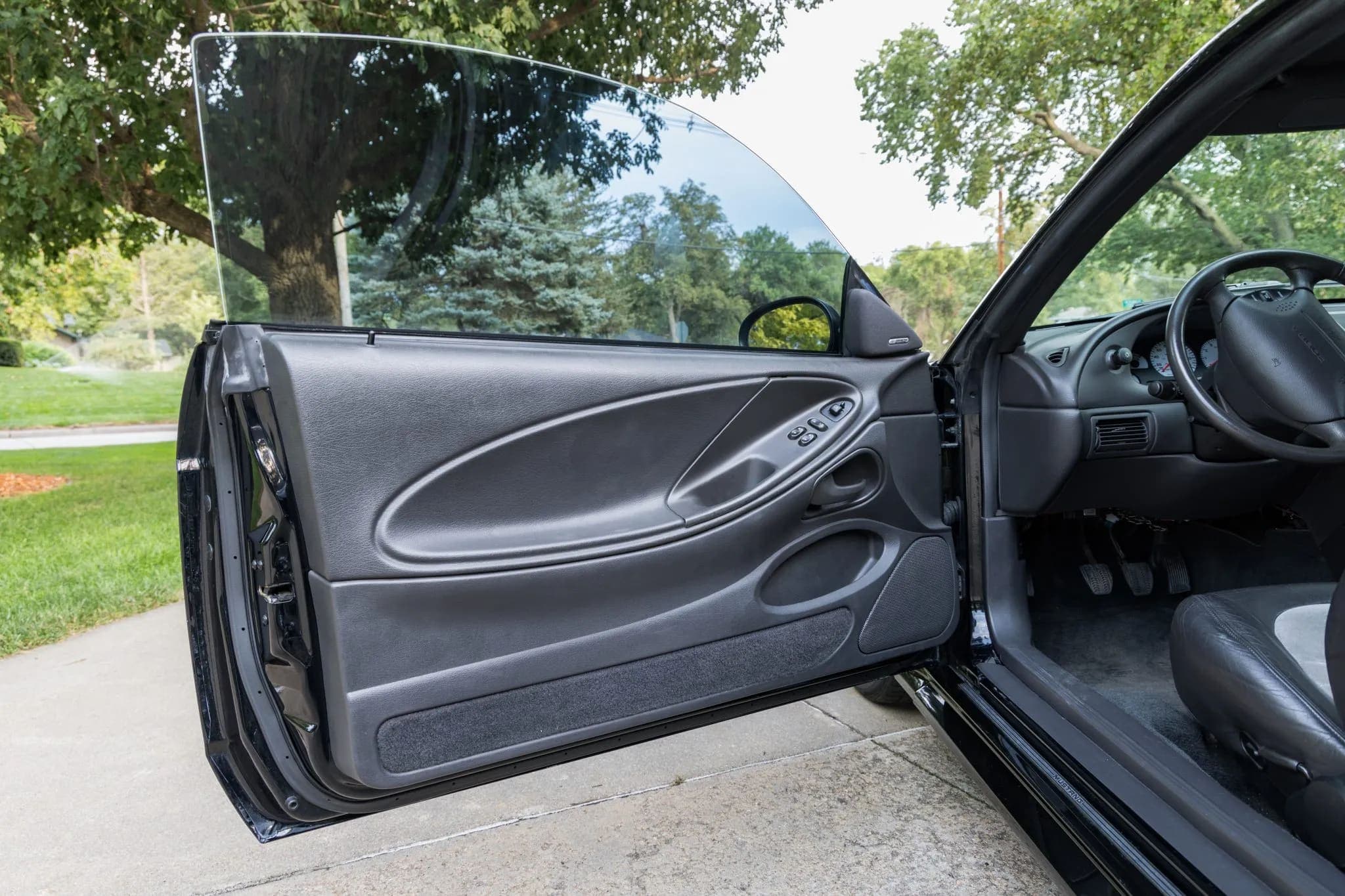 2001 Ford Mustang SVT Cobra Coupe, view