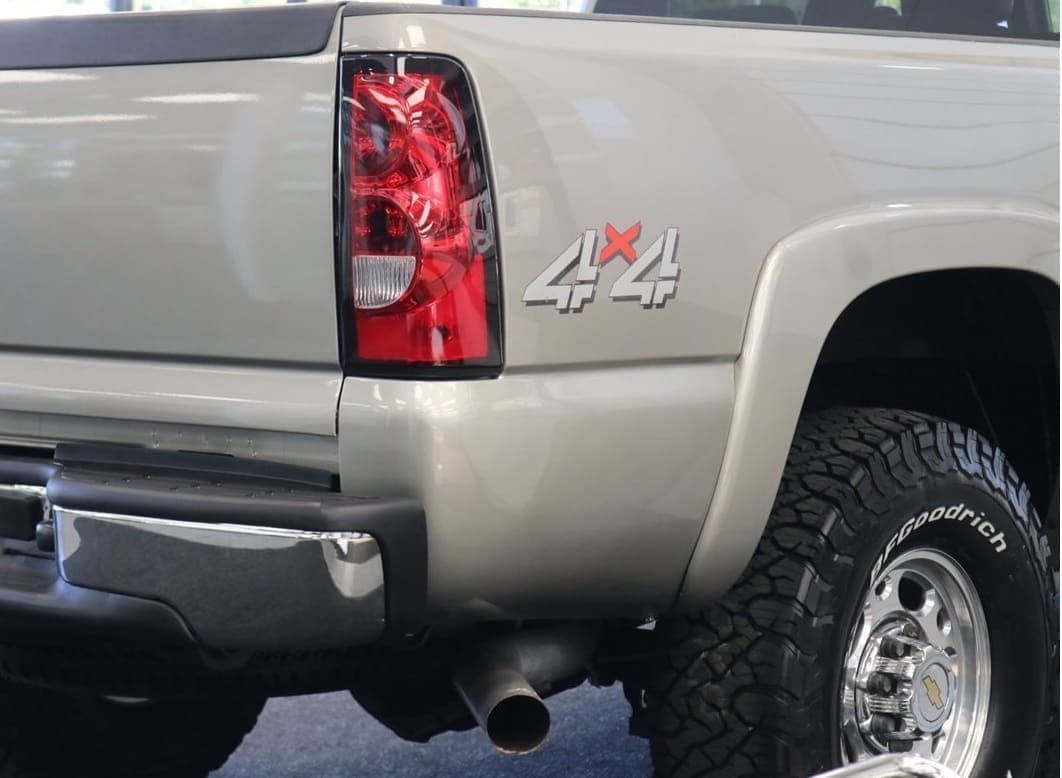 2003 CHEVROLET SILVERADO 2500HD, view