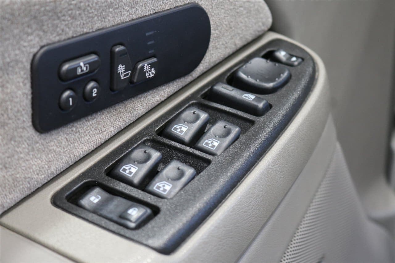 2003 CHEVROLET SILVERADO 2500HD, view