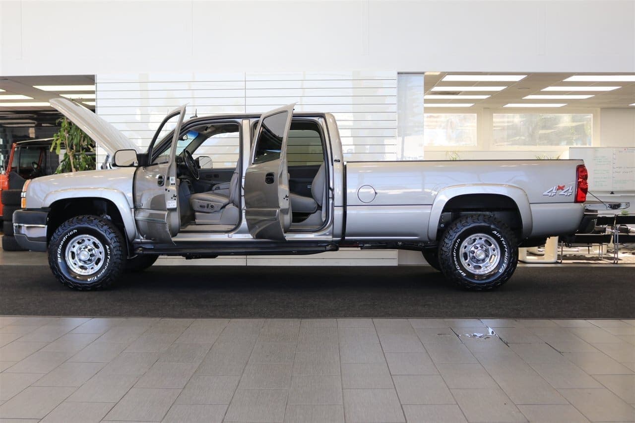 2003 CHEVROLET SILVERADO 2500HD, view