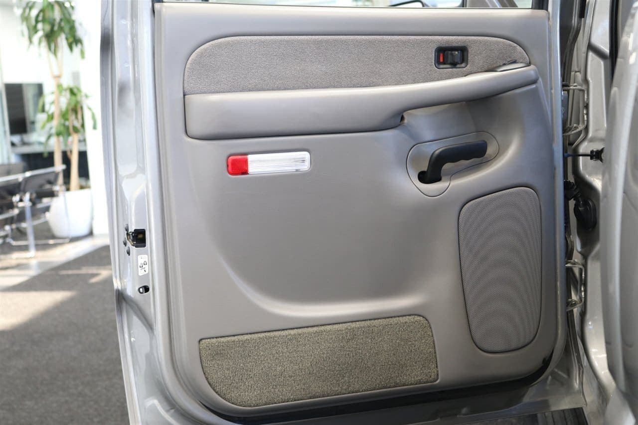 2003 CHEVROLET SILVERADO 2500HD, view
