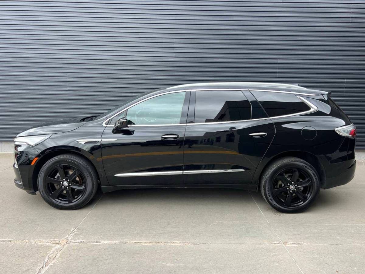 2024 Buick Enclave 4x4 4WD Essence 4dr Crossover, view