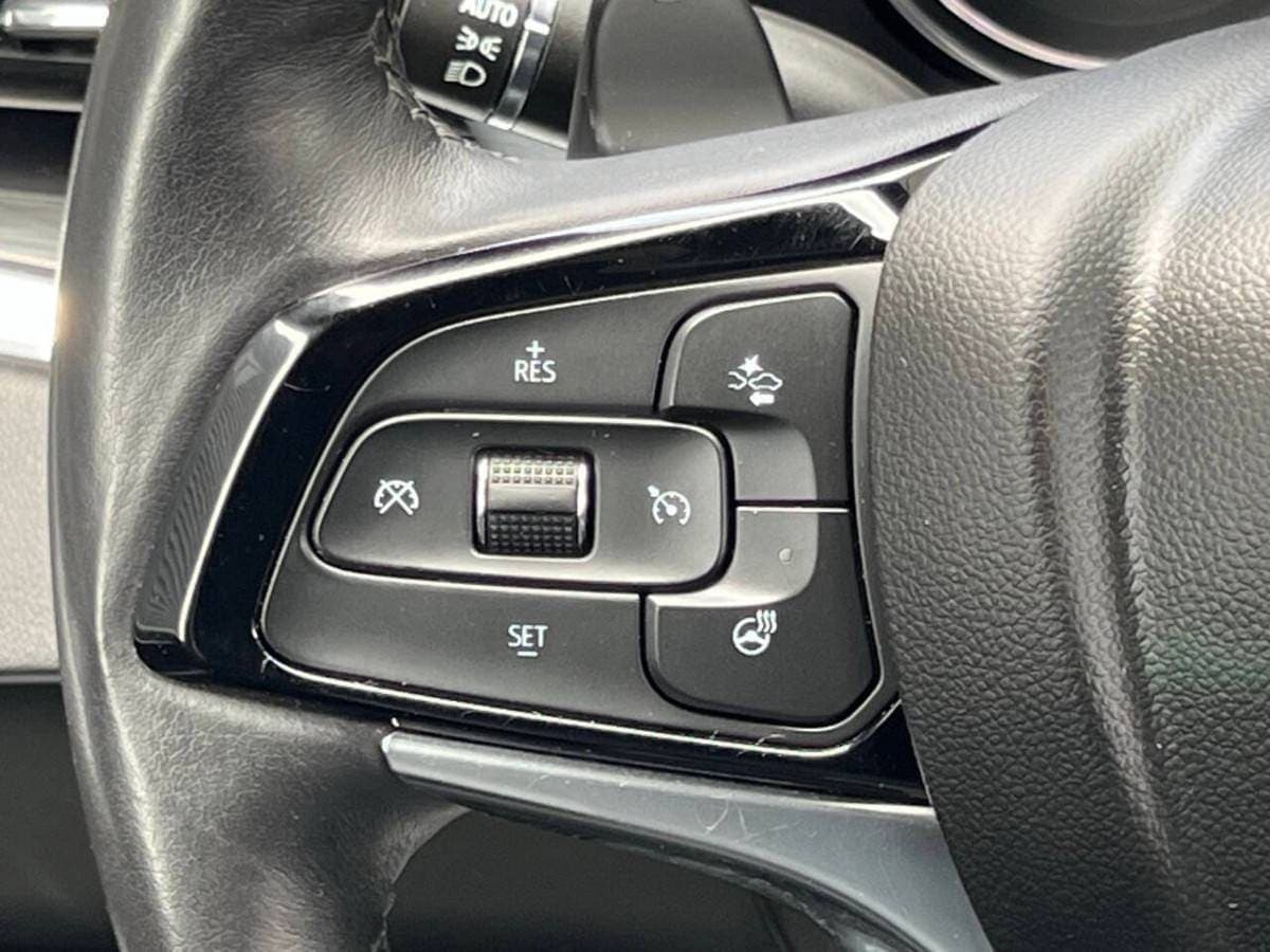2024 Buick Enclave 4x4 4WD Essence 4dr Crossover, view