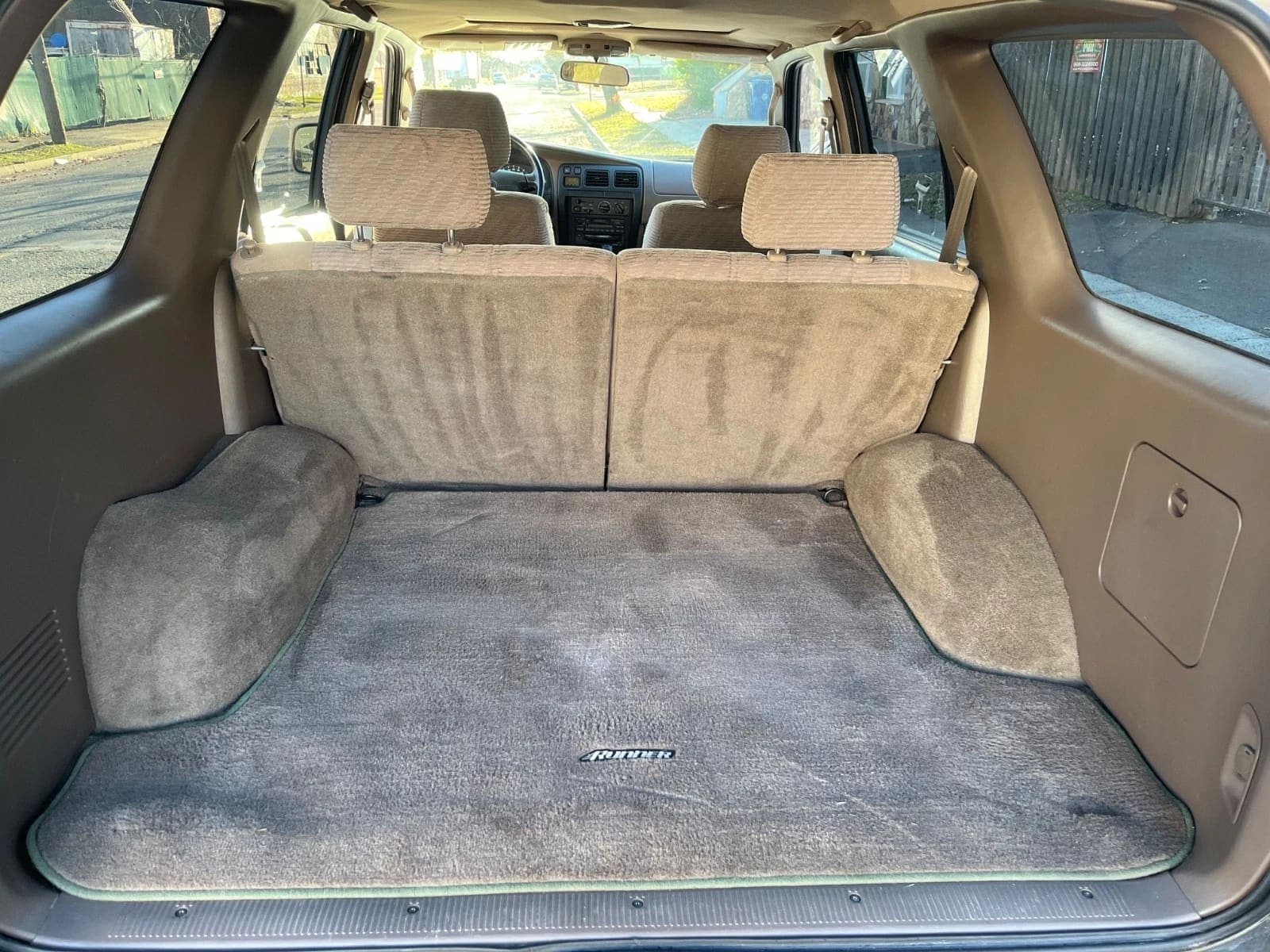 1998 Toyota 4Runner SR5, view