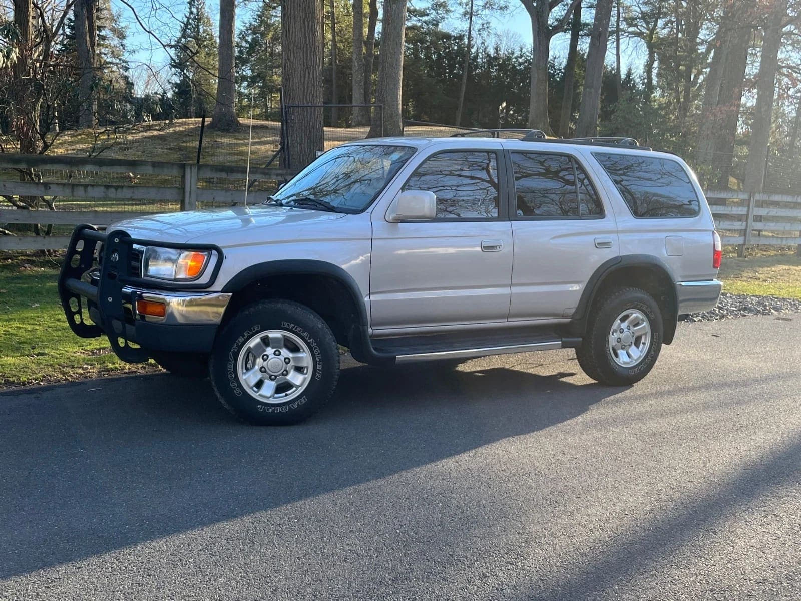 1998 Toyota 4Runner SR5, view