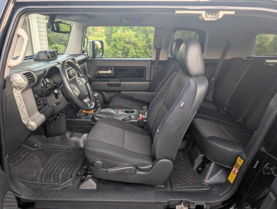 2013 Toyota FJ Cruiser 4x4 Automatic   4wd Automatic Low Miles, view