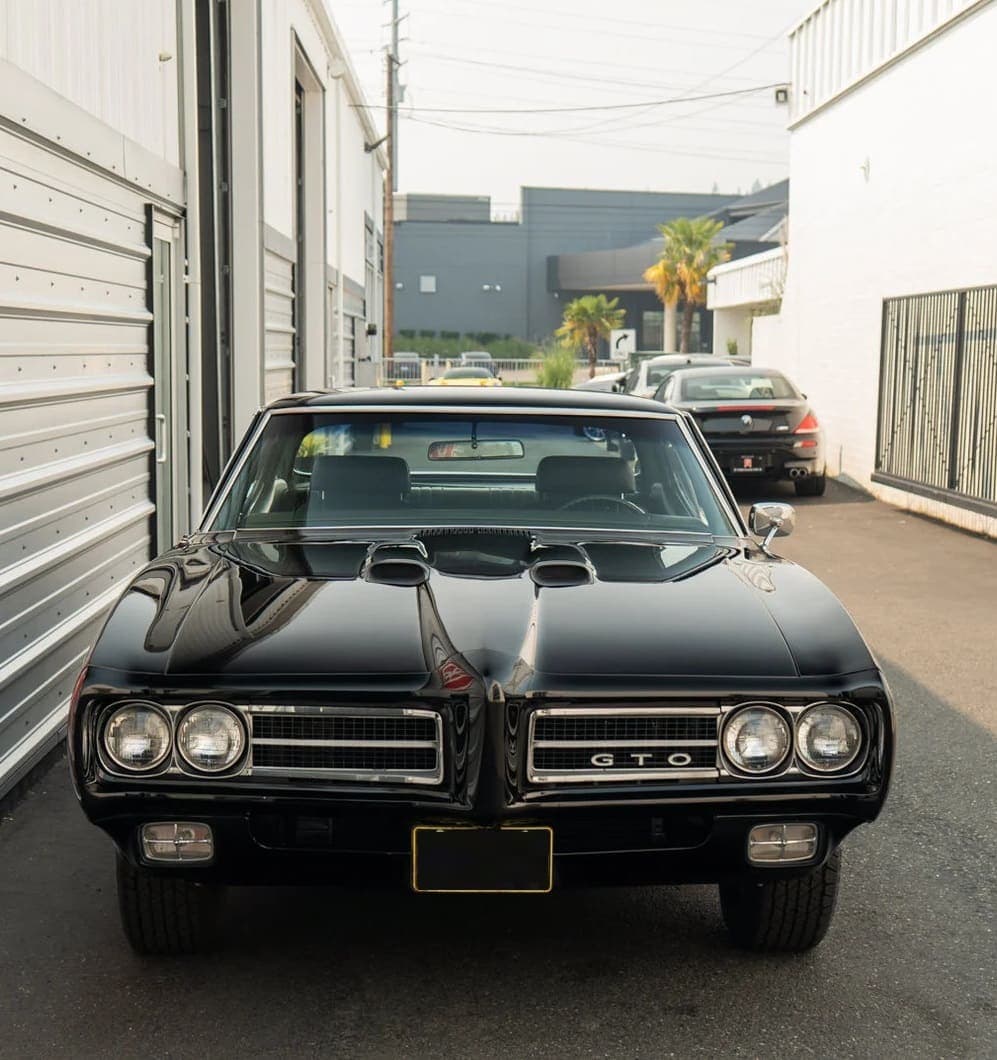 1969 Pontiac GTO, view