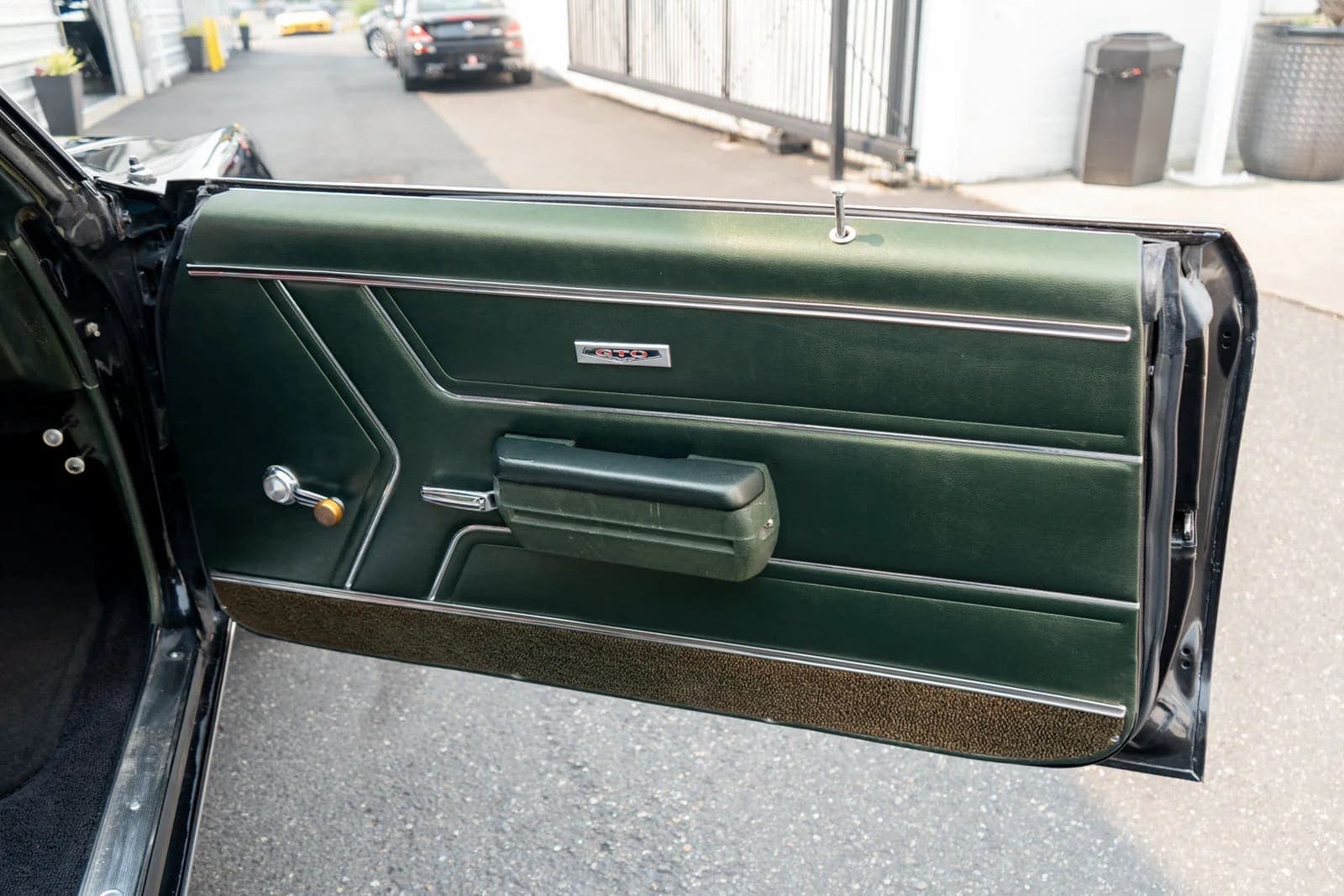 1969 Pontiac GTO, view