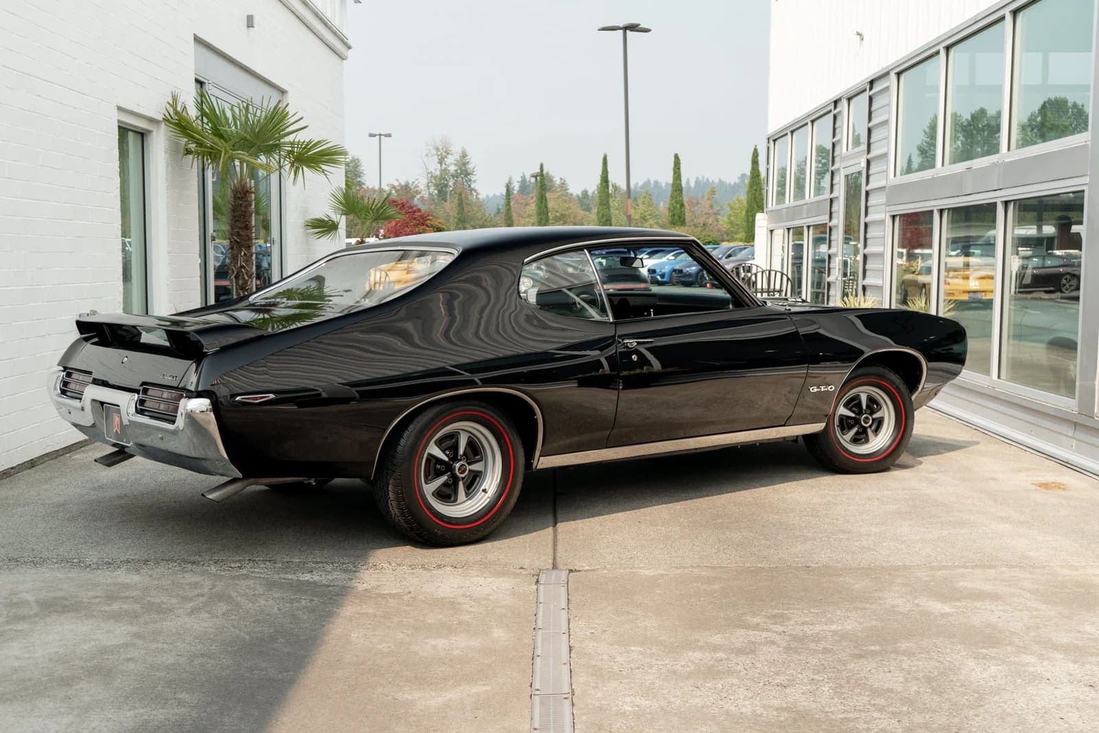 1969 Pontiac GTO, view