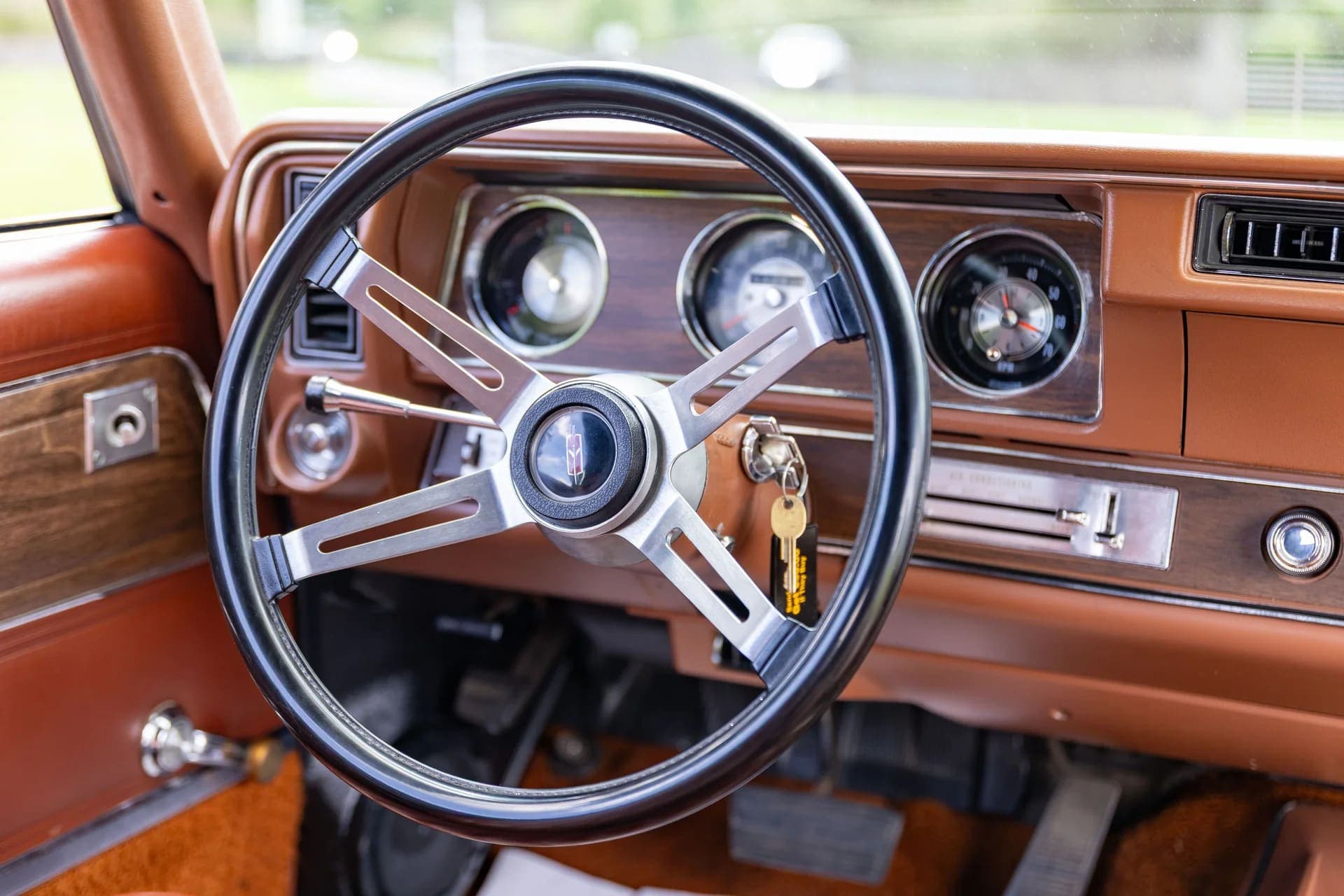 1971 OLDSMOBILE CUTLASS CONVERTIBLE 455 RARE FIND, view