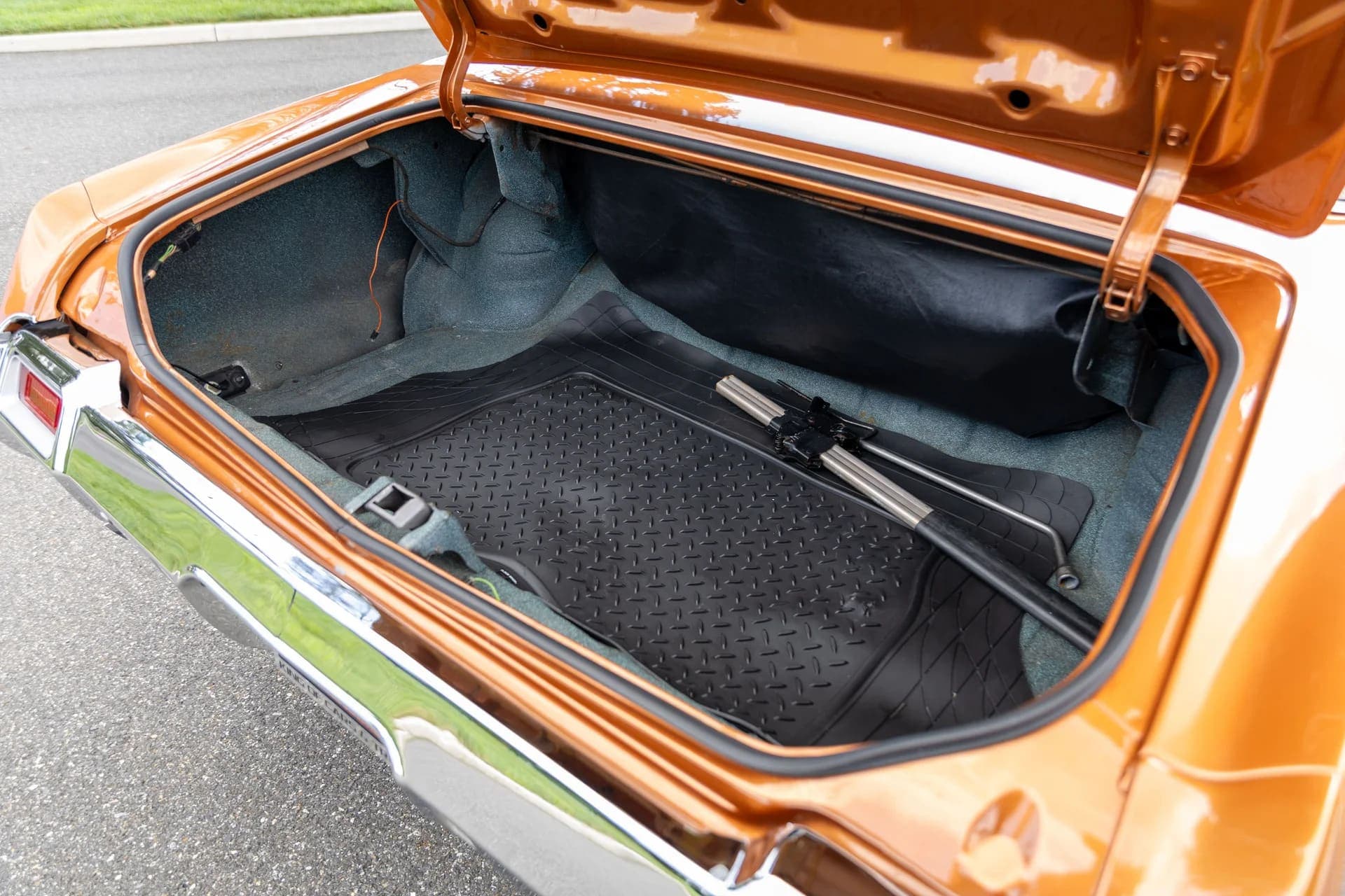 1971 OLDSMOBILE CUTLASS CONVERTIBLE 455 RARE FIND, view