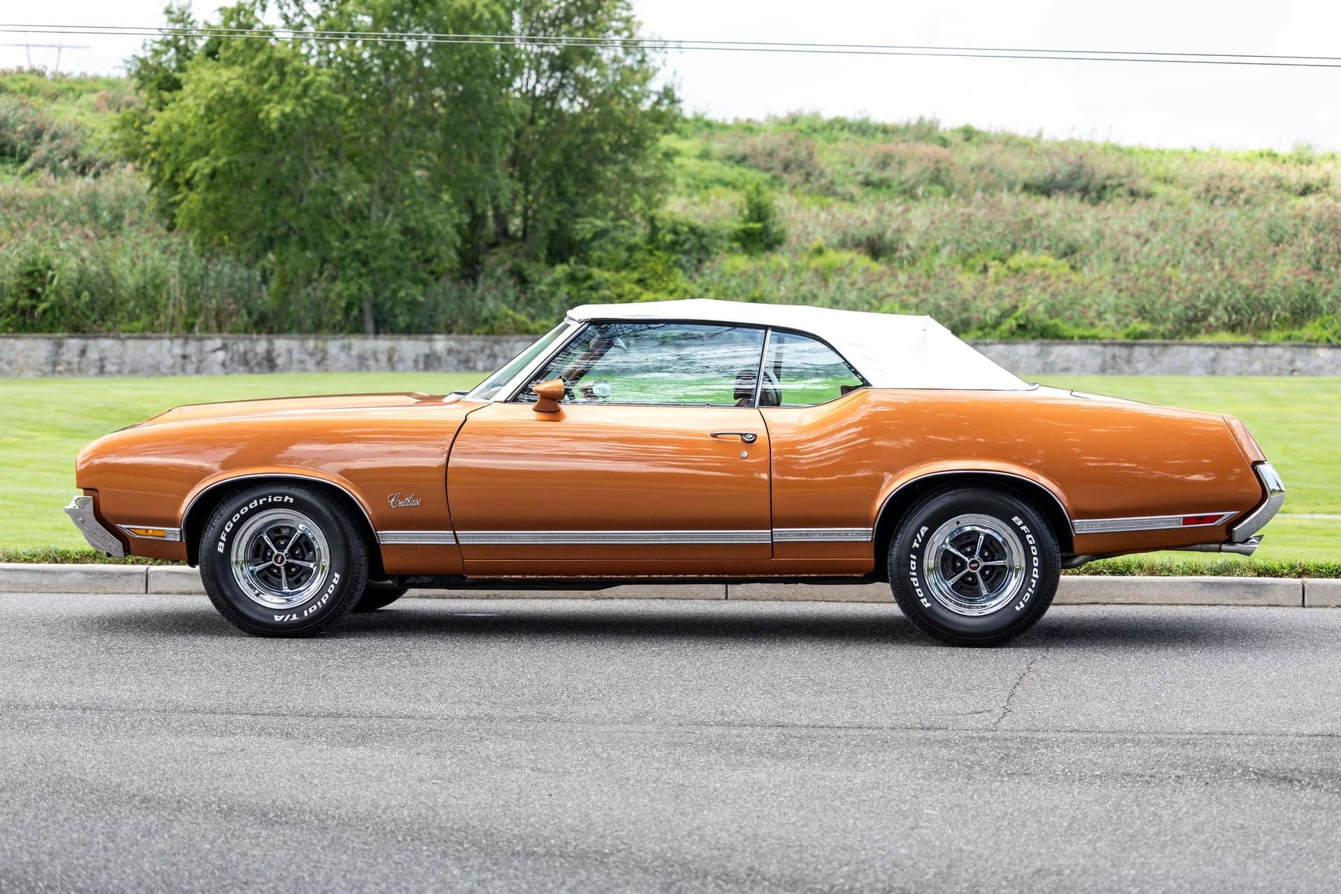 1971 OLDSMOBILE CUTLASS CONVERTIBLE 455 RARE FIND, view