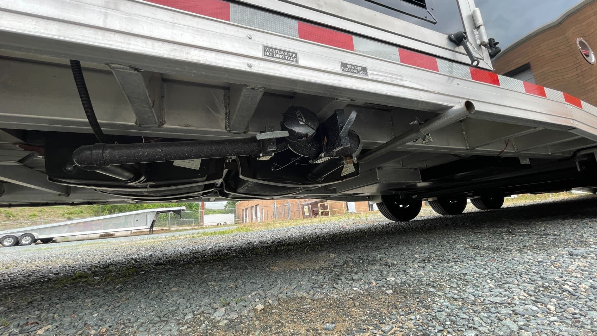 2020 Sundowner 2986 SGM Toy Hauler — 49' Triple-Axle, view