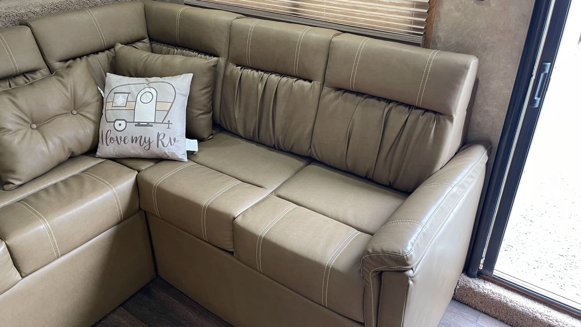 2020 Sundowner 2986 SGM Toy Hauler — 49' Triple-Axle, view