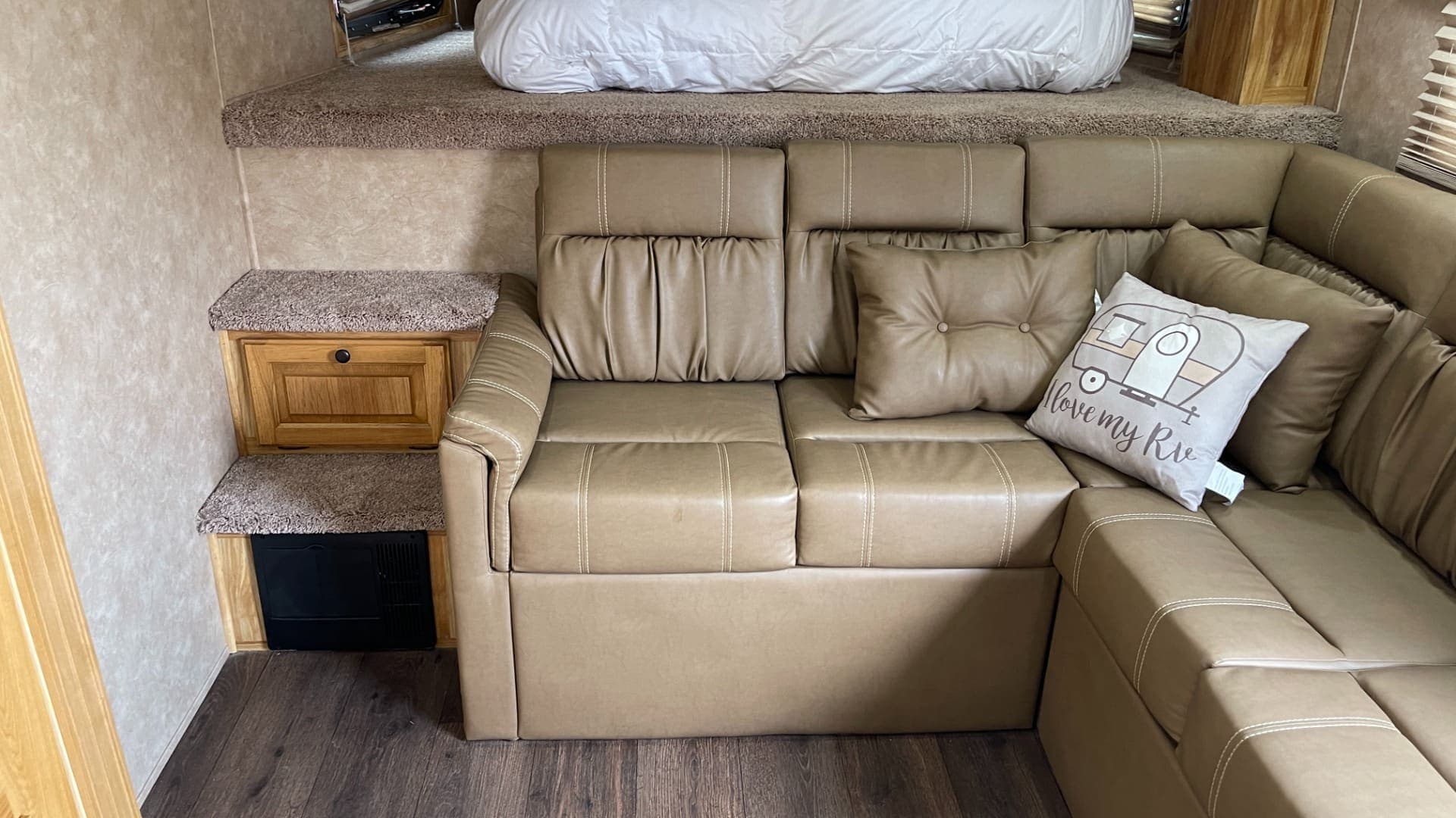2020 Sundowner 2986 SGM Toy Hauler — 49' Triple-Axle, view
