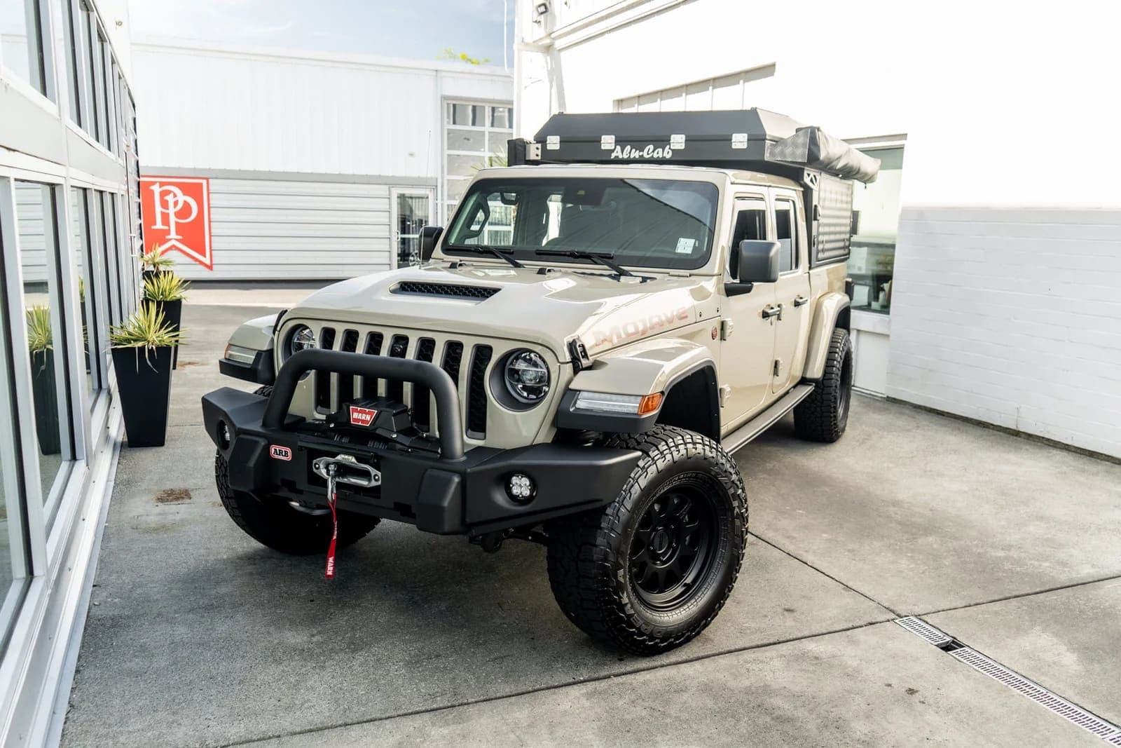 2020 JEEP GLADIATOR MOJAVE, view