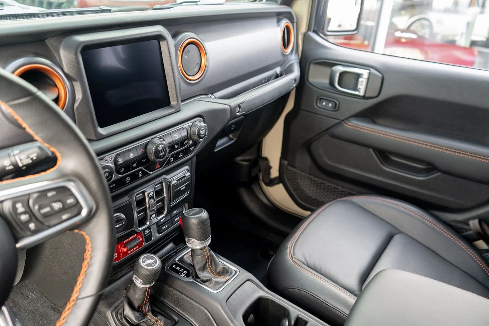 2020 JEEP GLADIATOR MOJAVE, view
