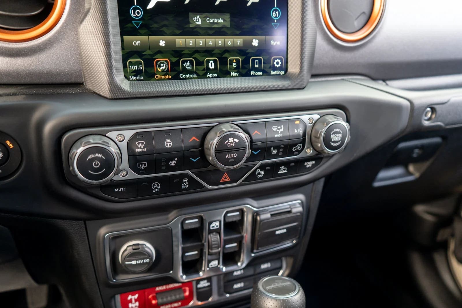 2020 JEEP GLADIATOR MOJAVE, view
