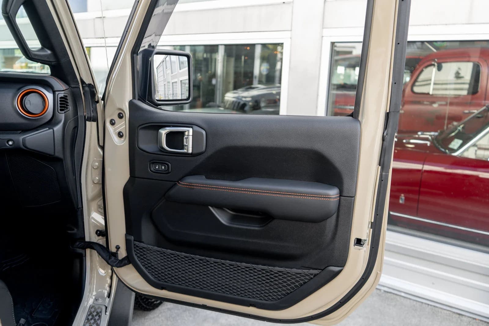 2020 JEEP GLADIATOR MOJAVE, view