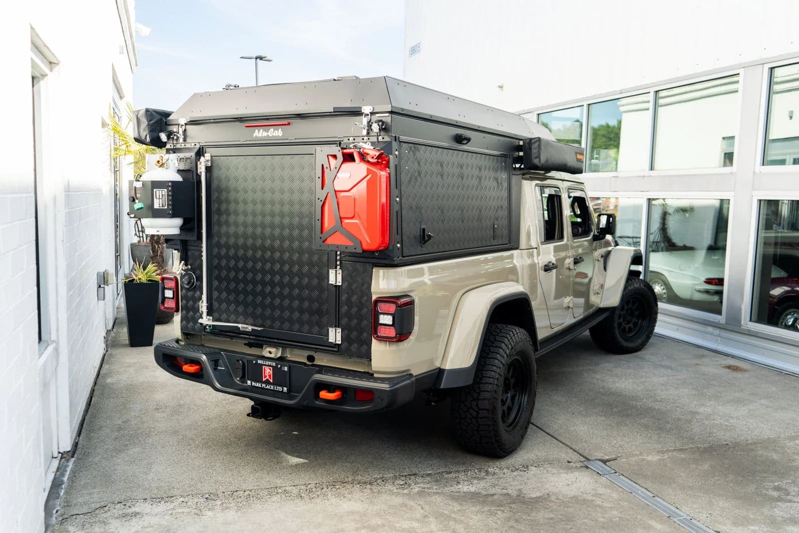 2020 JEEP GLADIATOR MOJAVE, view