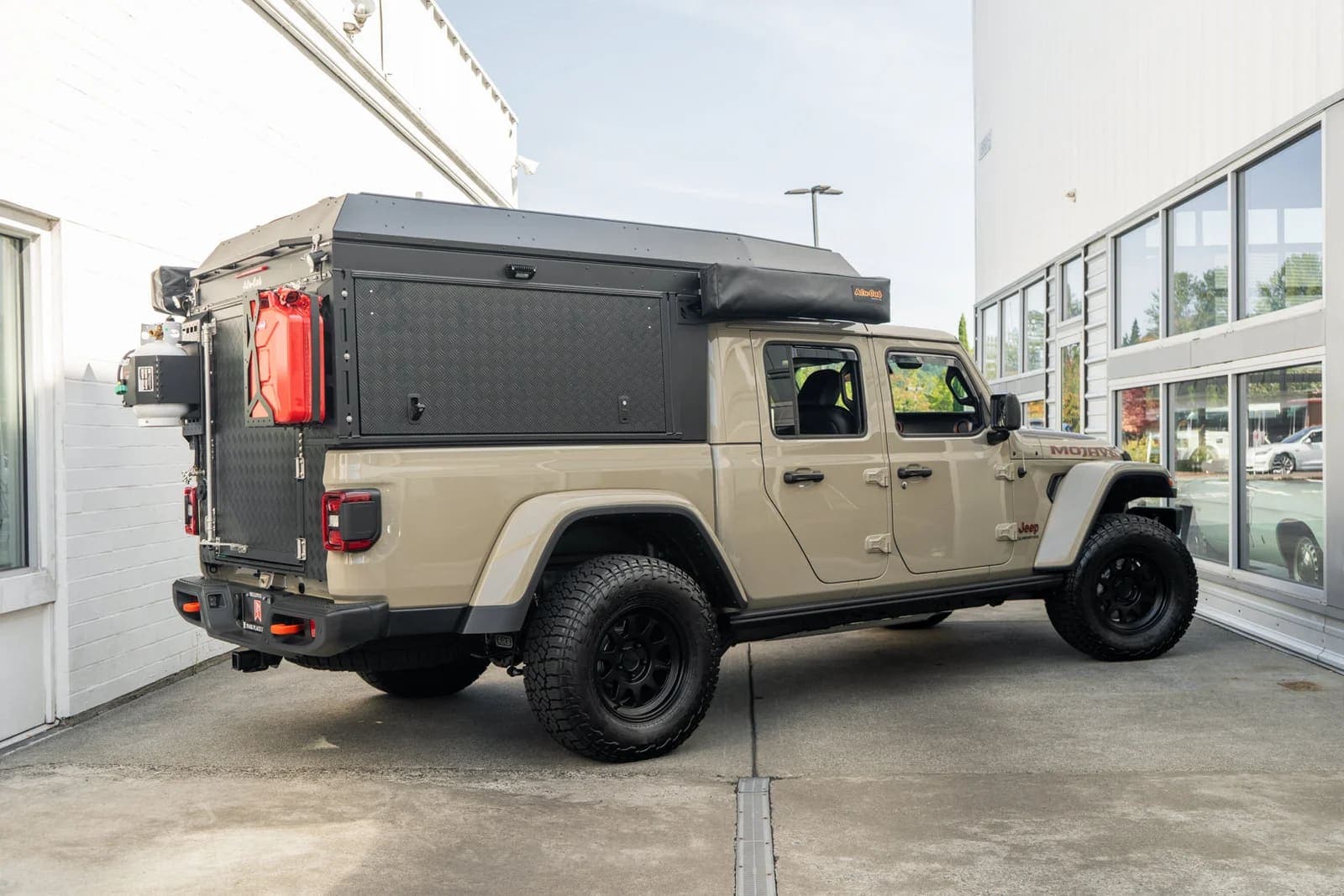 2020 JEEP GLADIATOR MOJAVE, view