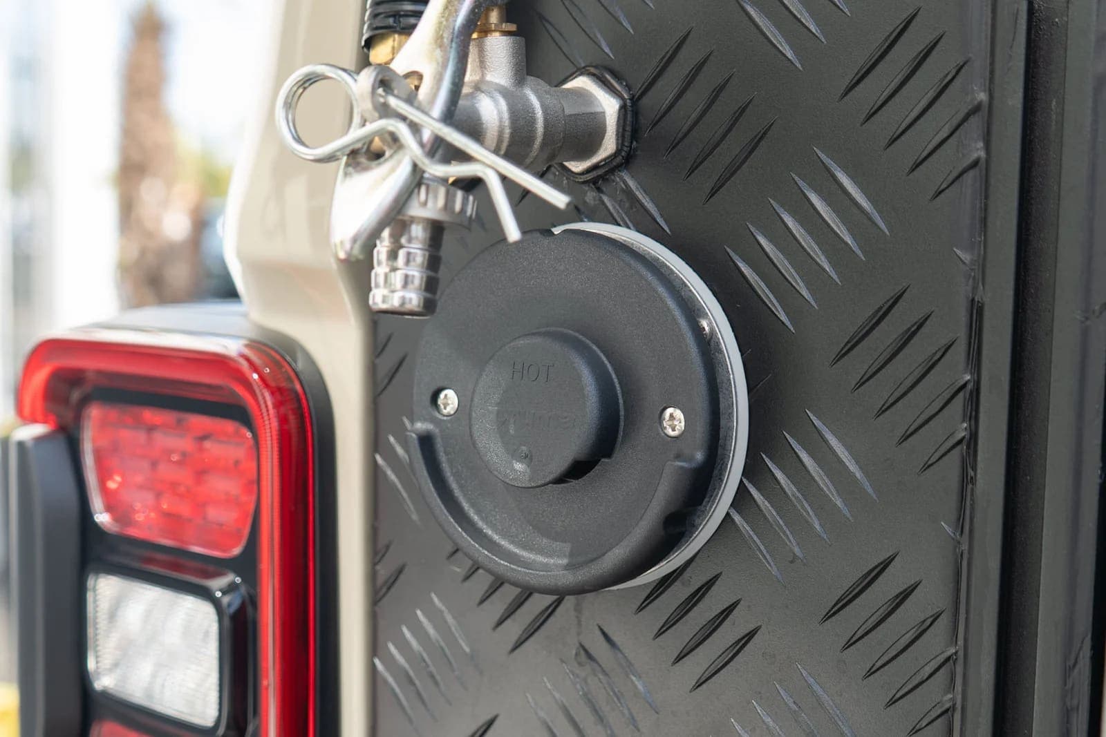 2020 JEEP GLADIATOR MOJAVE, view