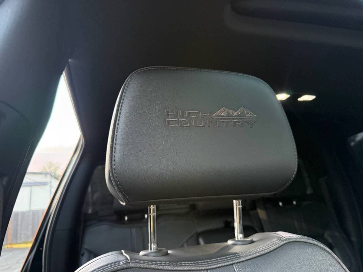 2020 Chevrolet Silverado 3500HD High Country Duramax 4x4, view