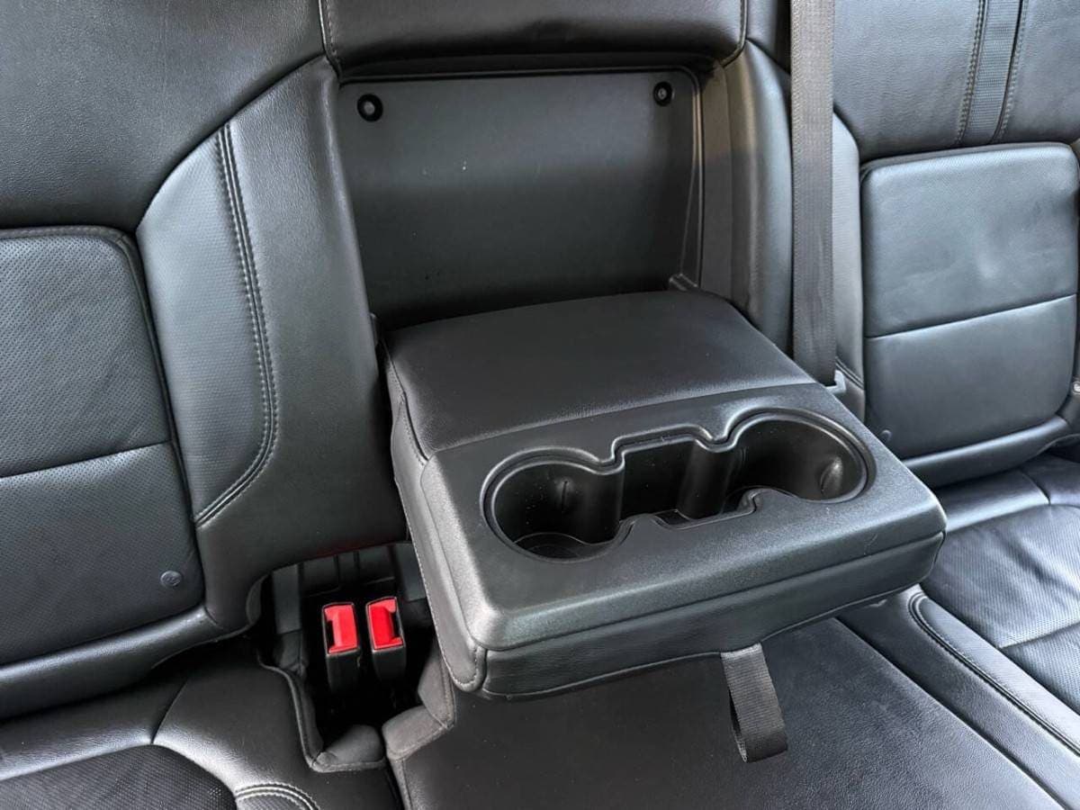 2020 Chevrolet Silverado 3500HD High Country Duramax 4x4, view