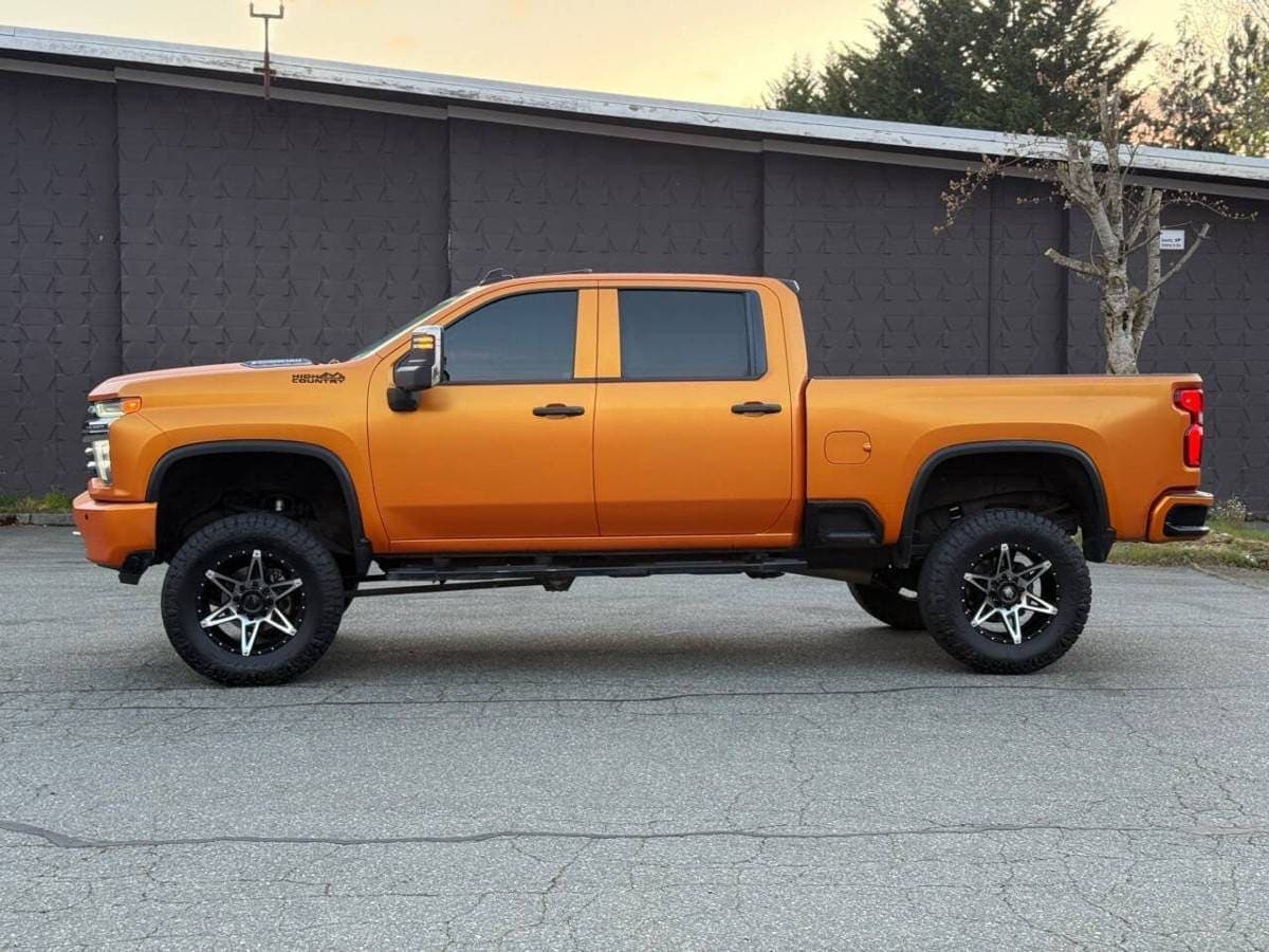 2020 Chevrolet Silverado 3500HD High Country Duramax 4x4, view