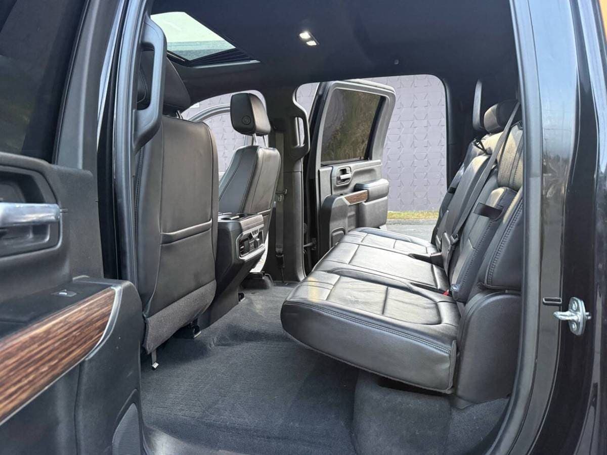 2020 Chevrolet Silverado 3500HD High Country Duramax 4x4, view