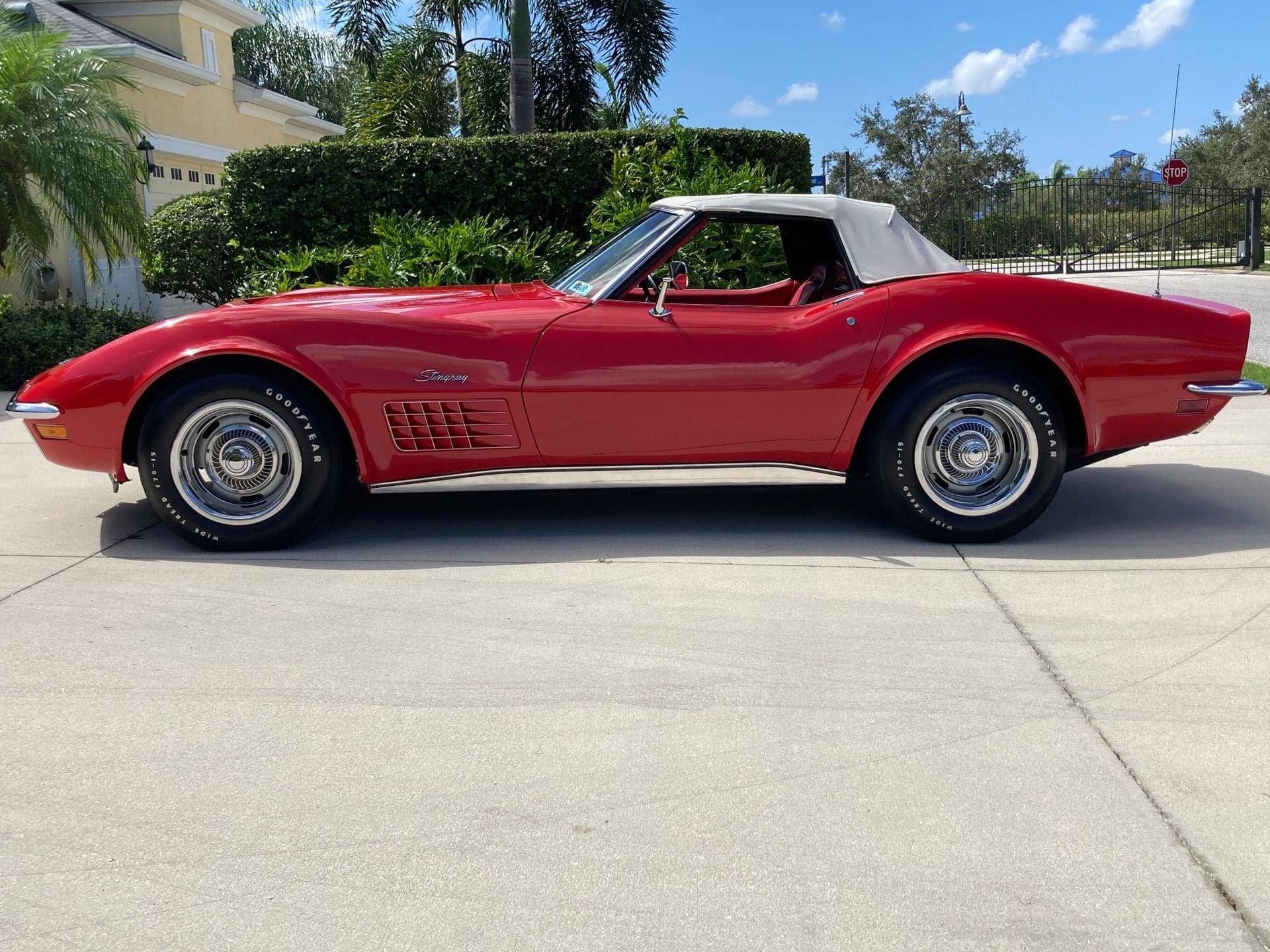 1971 Chevrolet Corvette LT-1 Convertible, view