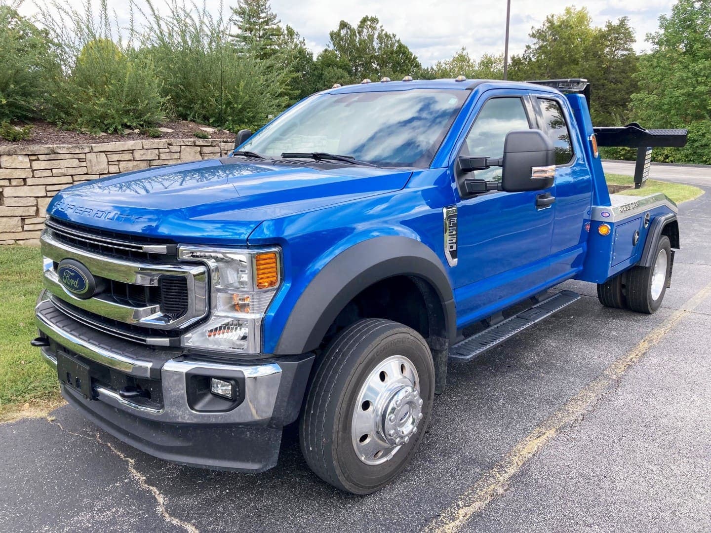2020 Ford F550 Gas w/ Jerr Dan MPL-NG Self Loader w/ Single-Line Wrecker exterior