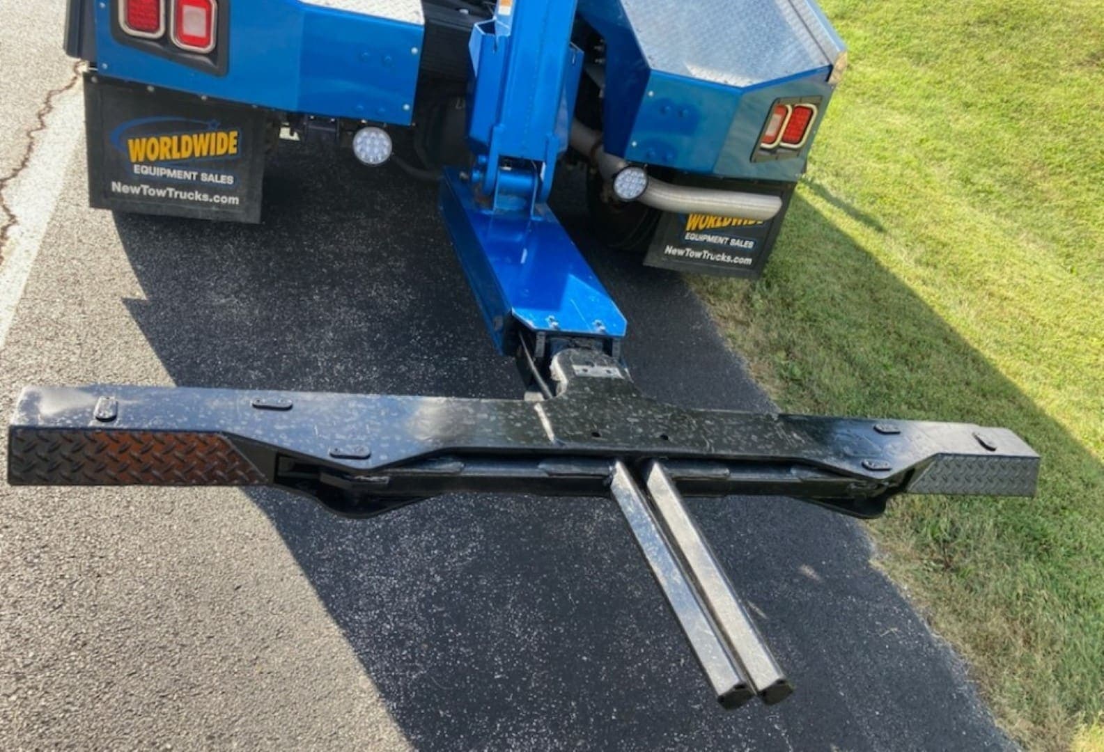 2020 Ford F550 Gas w/ Jerr Dan MPL-NG Self Loader w/ Single-Line Wrecker, view