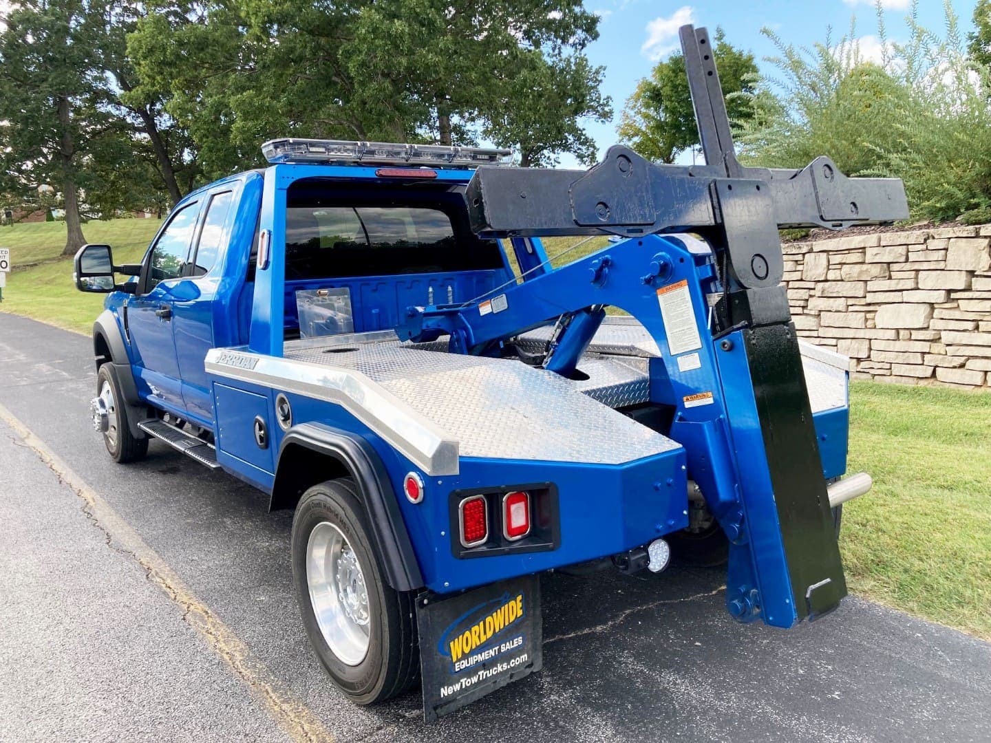 2020 Ford F550 Gas w/ Jerr Dan MPL-NG Self Loader w/ Single-Line Wrecker, view