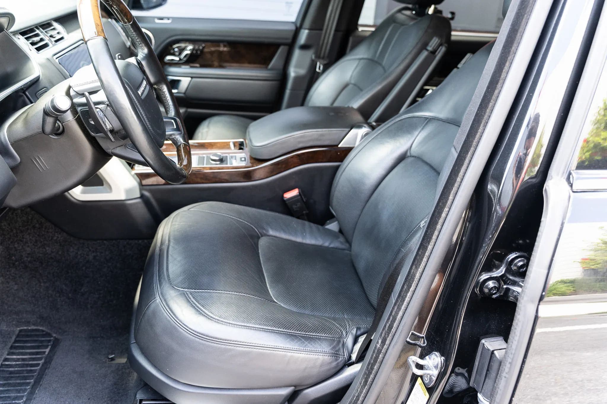 2018 Land Rover Range Rover Supercharged LWB, view